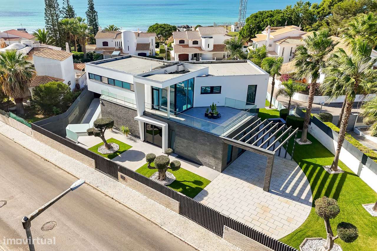 Moradia moderna na Galé a 300 metros da praia - Grande imagem: 4/52