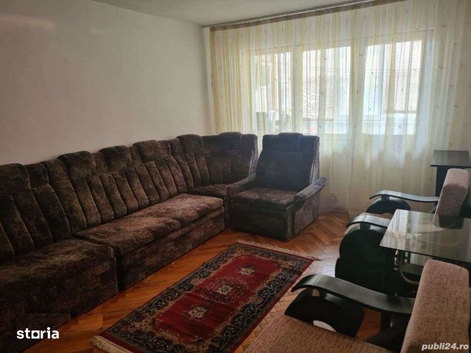 -  Apartament 2 camere confort 1, Calarasilor Viziru, etaj 3/4. - Imagine principală: 2/5