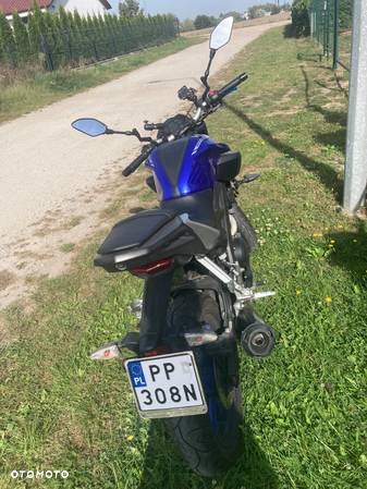 Yamaha MT - 6