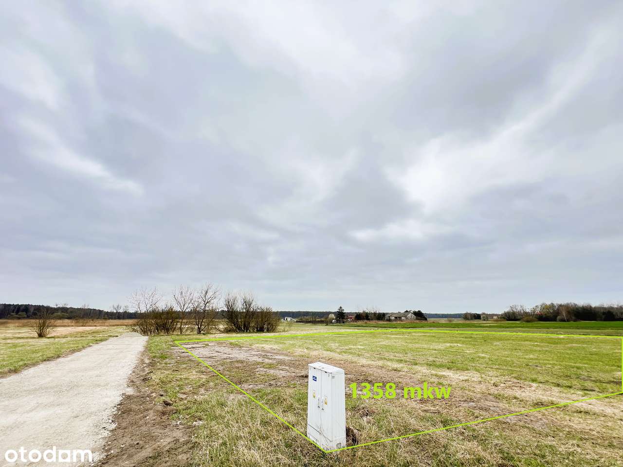 Działka budowlana 1358 lub 1774m² w MPZP; las, rzeka, prąd, woda-0