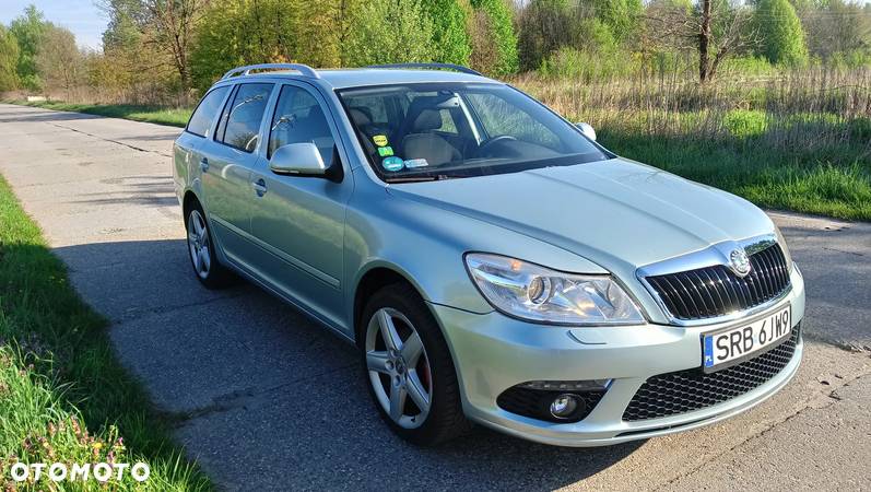 Skoda Octavia 1.8 T FSI Elegance - 9