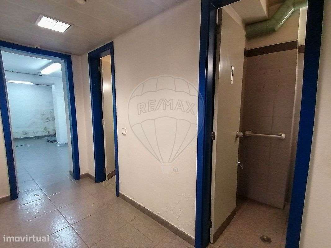 Loja  para arrendamento - Grande imagem: 3/35