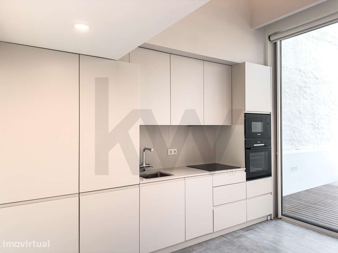 Apartamento T1 Mezzanine com Jardim Privado no Coração de Aveiro - Grande imagem: 4/21