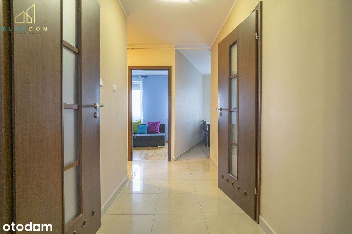 68 m2 ,  3 pokoje oraz bardzo duży balkon-2