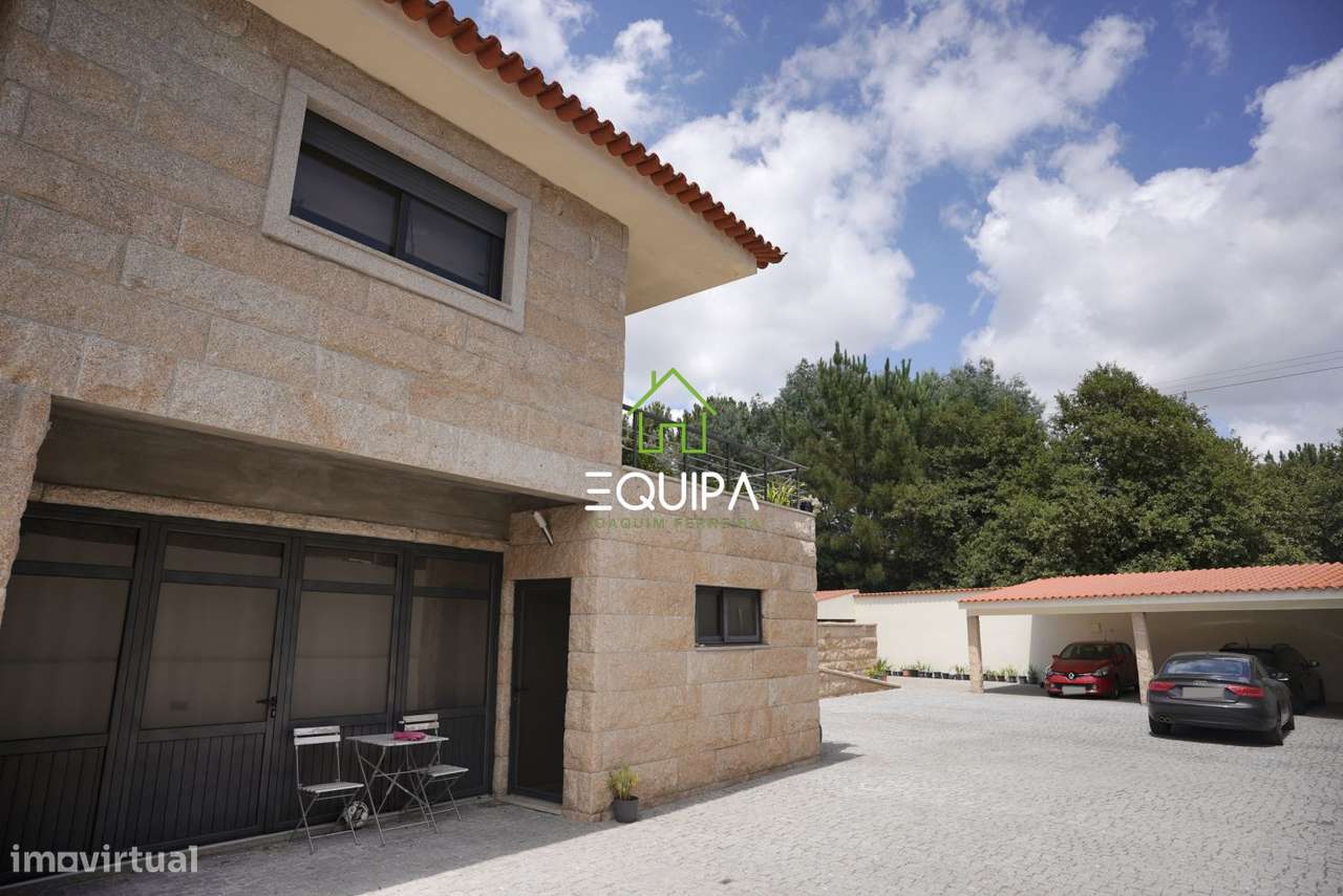 MORADIA ISOLADA T3+T2-35