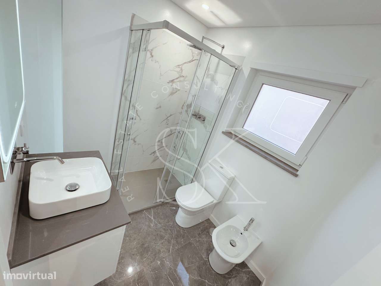 Moradia T3 totalmente renovada-19