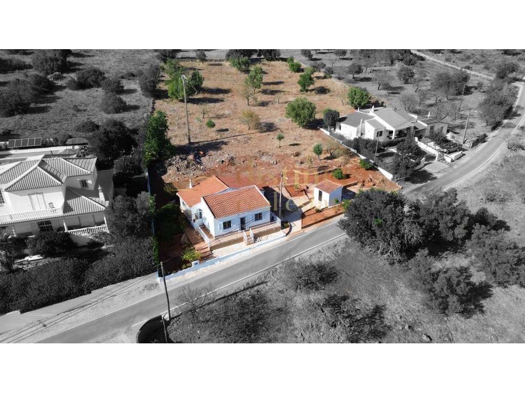 Moradia térrea com terreno e viabilidade de construção - Entre o Po... - Grande imagem: 2/21