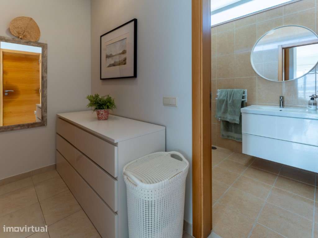 Moradia T3 com vista para a Lagoa de Óbidos, piscina e amplas áreas...-14