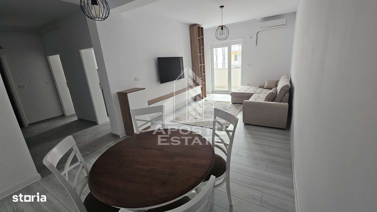 Apartament 2 camere, decomandat, loc de parcare, Giroc - Imagine principală: 3/10