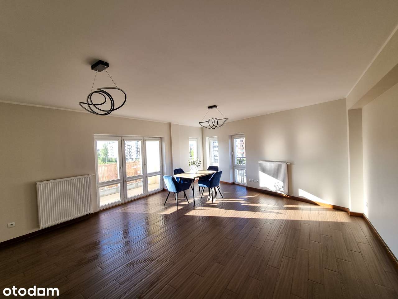 Przestronne mieszkanie 2 pokojowe z balkonem - ul. Milczańska 1-6