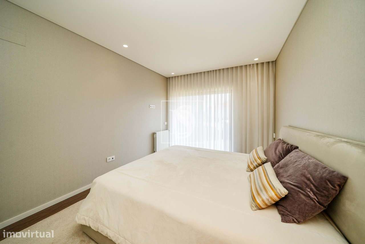 Apartamento T4 de Luxo, no Mira Rio 3, em Barcelinhos-34