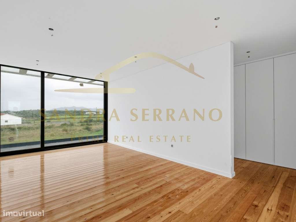 Moradia T4 Nova de Arquitetura Contemporânea | Azenhas do Mar - Sintra-24