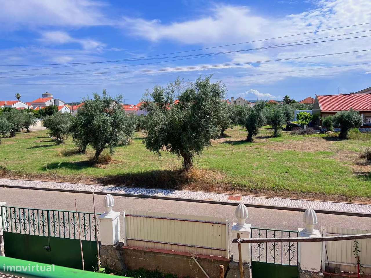 Propriedade remodelada V5 com terrenos anexos!-6