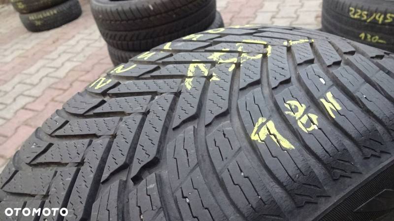 Opona zimowa 225/50R17 Nokian Weatherproor 98V - 5