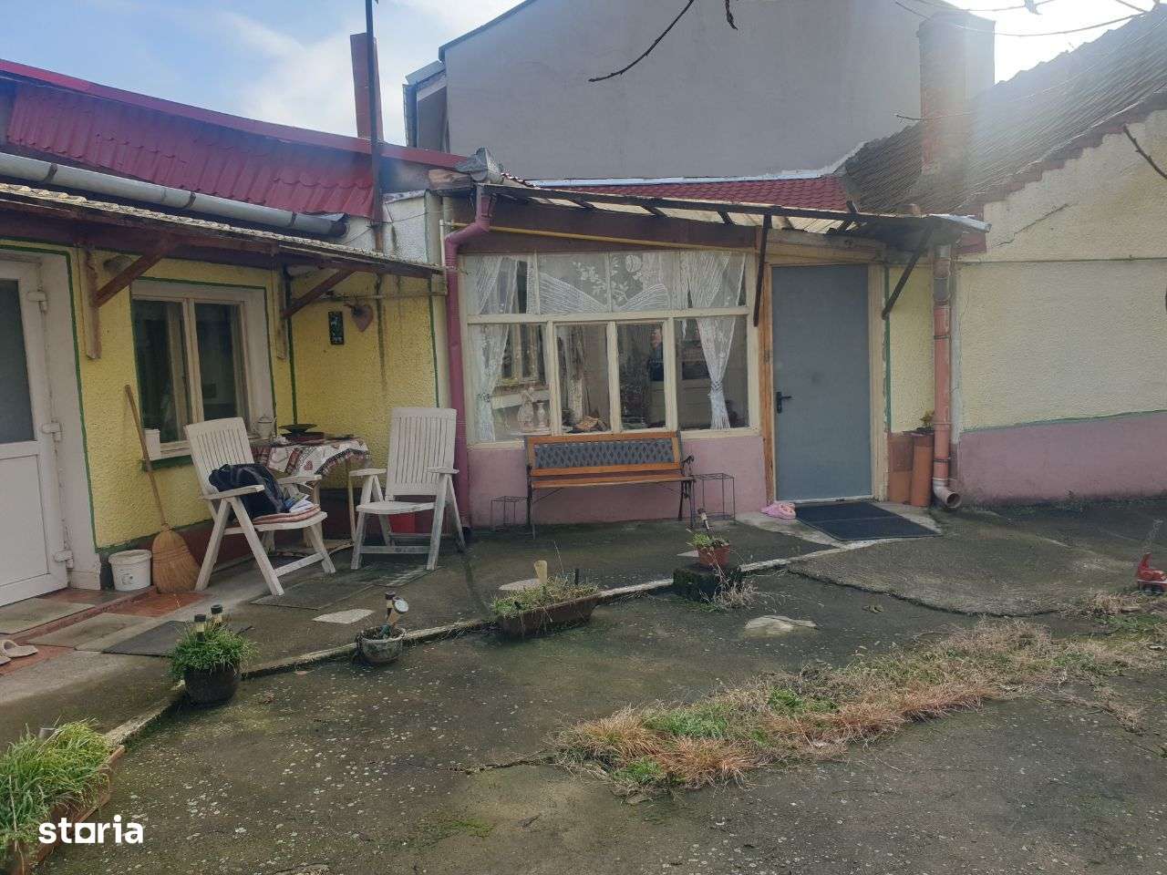 Casa 2 corpuri in zona Iosia - Imagine principală: 4/20