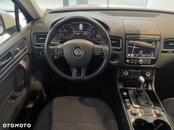 Volkswagen Touareg 3.0 V6 TDI BMT - 10