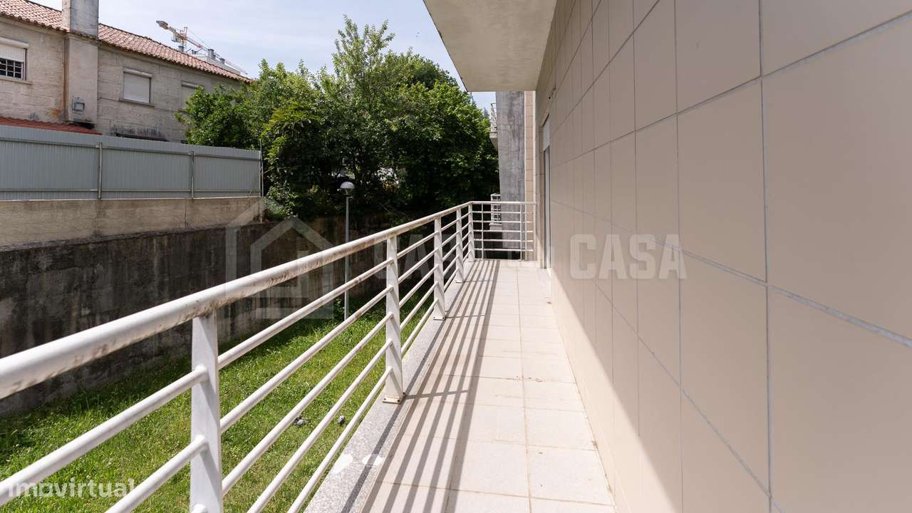 Apartamento T1 junto ao Hospital-6