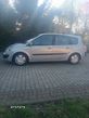 Renault Grand Scenic - 11