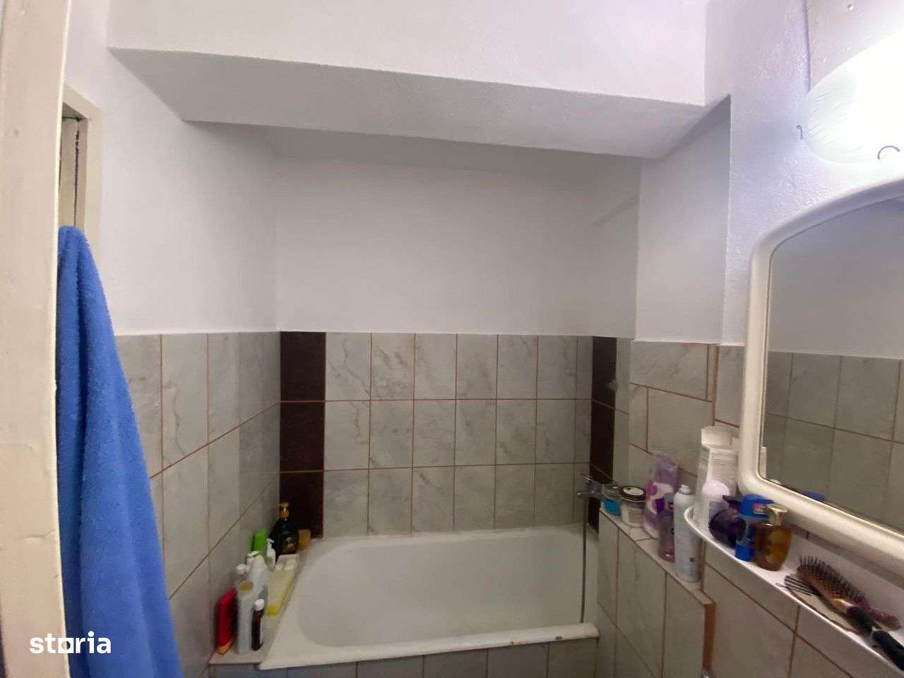 Apartament 3 camere Mioveni, Et4, zona Piata - Imagine principală: 5/7