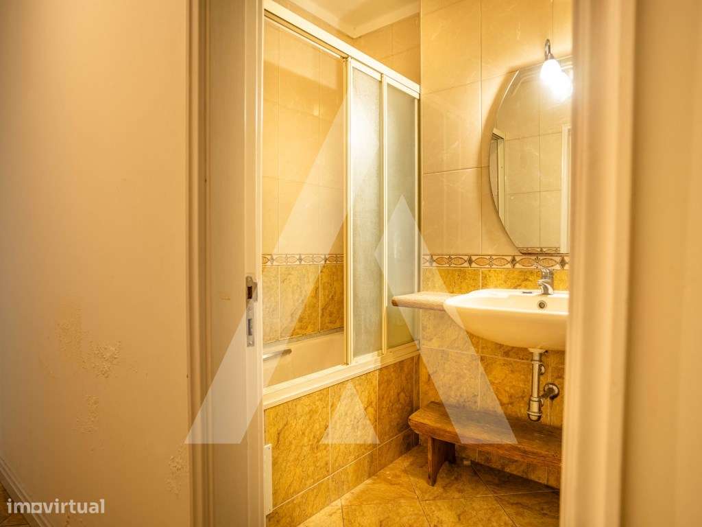 Apartamento T4 com Terraço de 90 m² no Centro de Aveiro-44