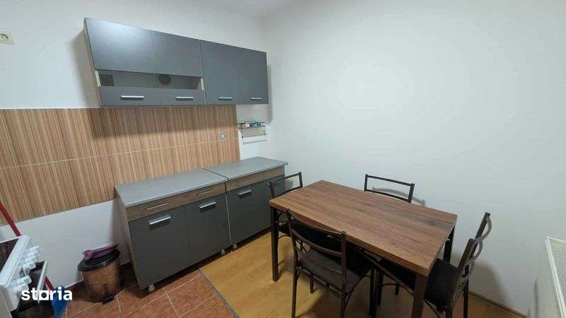 Inchiriez apartament 2 camere Reghin Bdul Unirii 57 - Imagine principală: 4/8