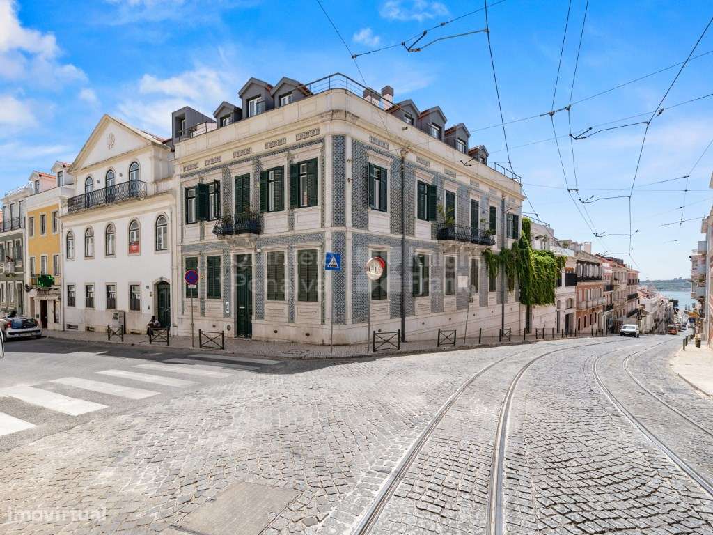 Apartamento T3 com vista rio para venda na Lapa, Lisboa-27
