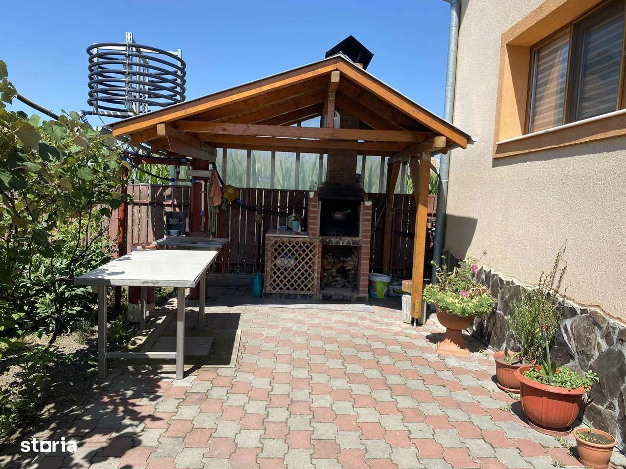 Casa cu etaj de vanzare ideala si pentru doua familii Cipau, Mures-12