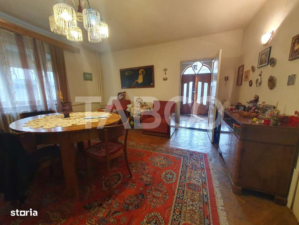 Casa 5 camere 374 mp utili + Anexa 75 mp in punctul 0 al Fagarasului - Imagine principală: 4/12