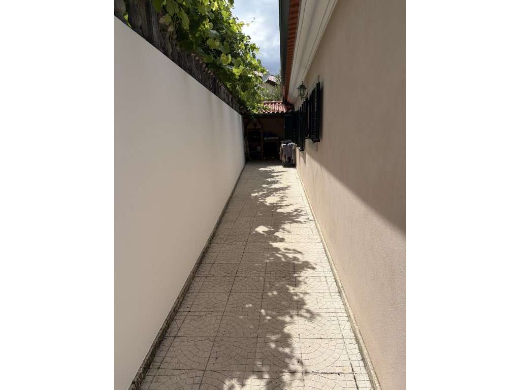 Excelente moradia térrea em Vale Carvalho , Viseu com terreno de 35...-12