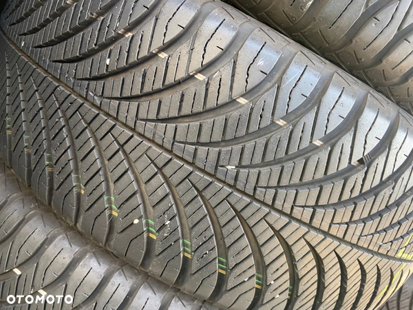 215/55/17 Goodyear Vector 4S gen2_8mm_4szt_(455) - 6