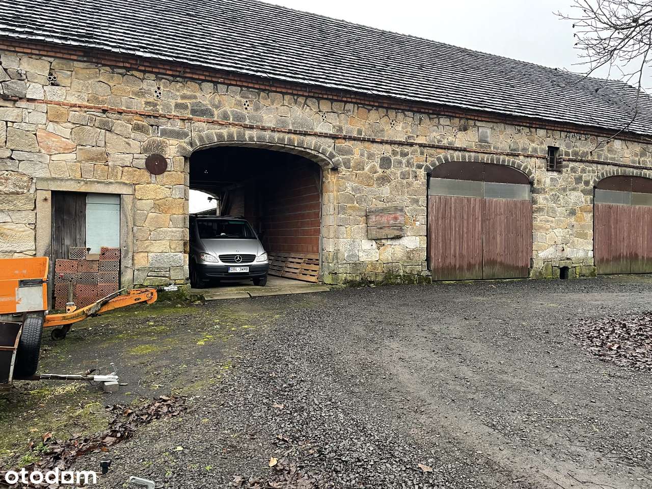 Działka 3100m² z mediami w cichej okolicy - Pełny obrazek: 4/8