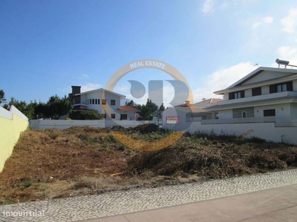 Land for sale in Ovar, Portugal — €95,000