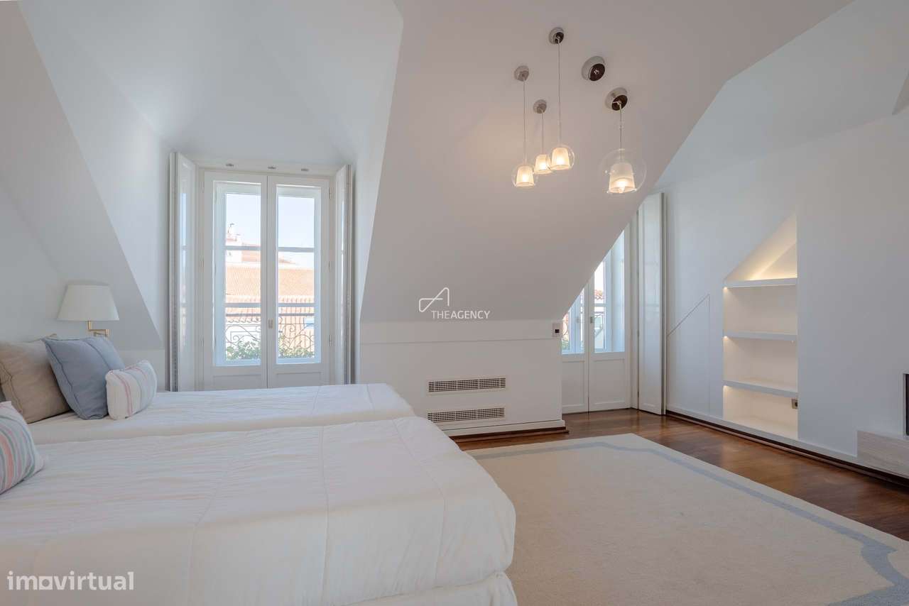 Duplex de luxo T2+1 com garagem no Chiado | 230 m² | Vistas panorâmica-16