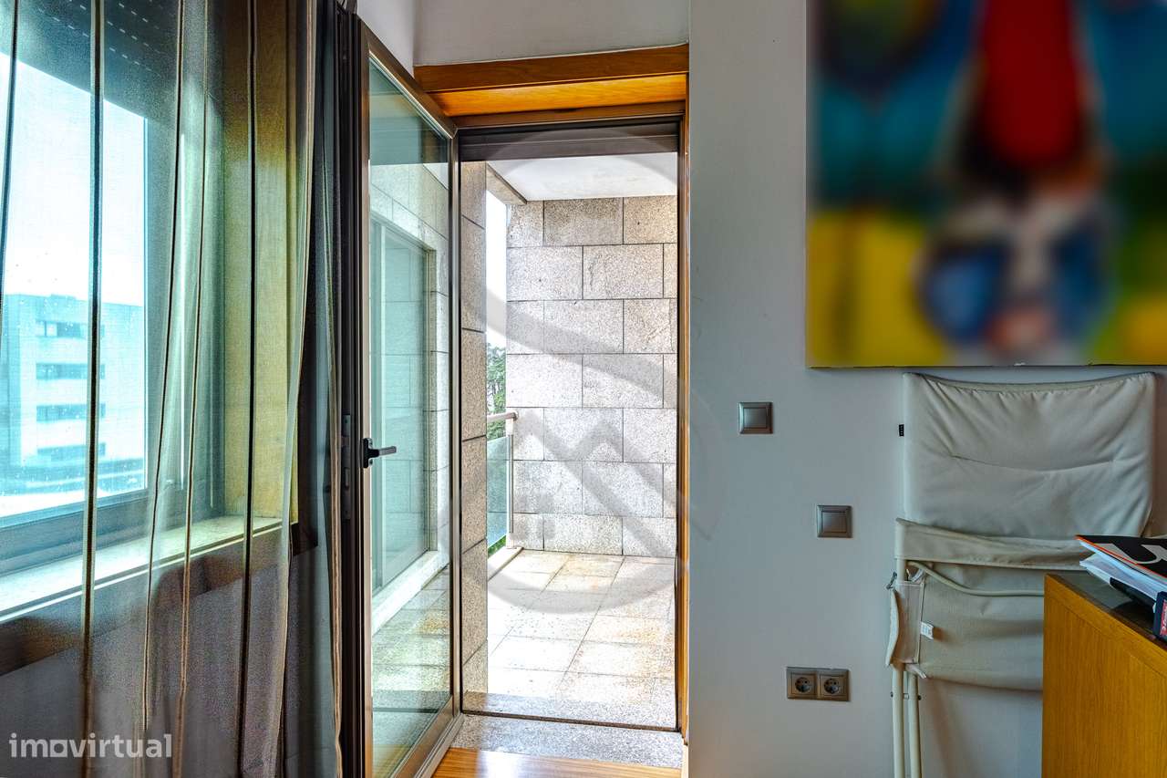 Apartamento T3 de Luxo em Vilar do Paraíso e Mafamude-27