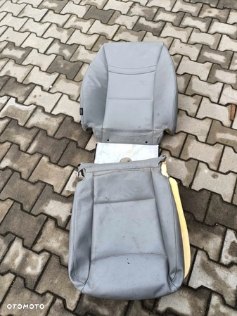Skóra tapicerka gąbka fotela szara siwa BMW E90 E91 siedzisko oparcie - 1