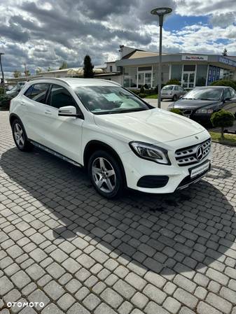 Mercedes-Benz GLA 220 4-Matic AMG Line - 8