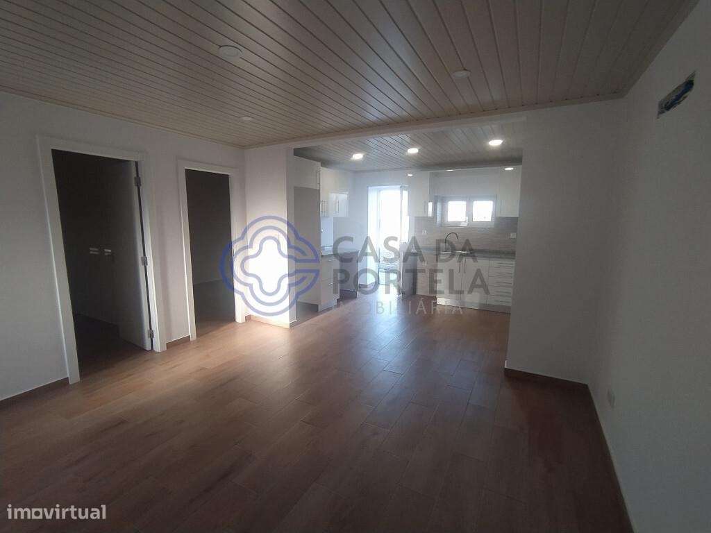 Moradia rés chão T2 e terreno a 10 minutos da cidade de Tomar - Grande imagem: 4/36