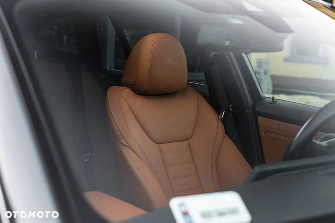 BMW Seria 3 320i Luxury Line - 7