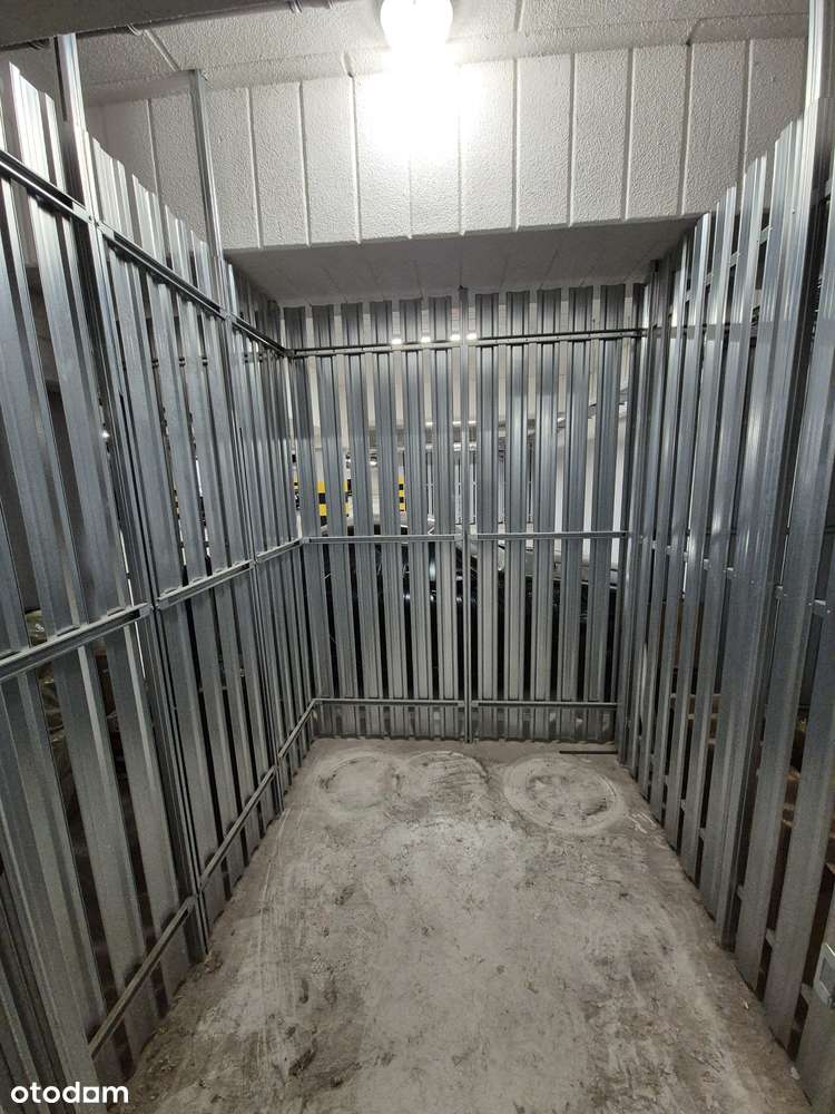 Ceglana 76, TOP Lokalizacja, Miejsce podziemne, komórka lokatorska-19