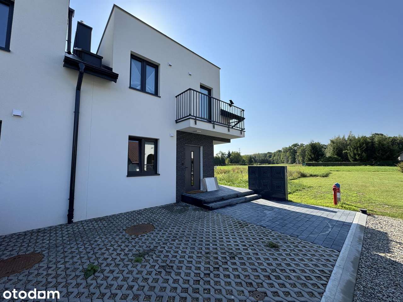 Nowe, 3-pokojowe mieszkanie z dwoma balkonami-2