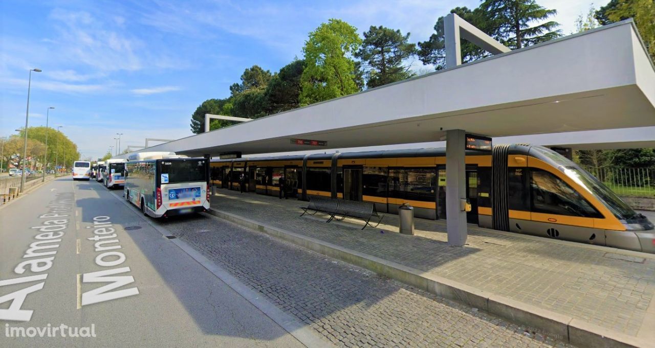 T1 NOVOS - Ao H.S. João (Metro) / Pólo Universitário do Porto