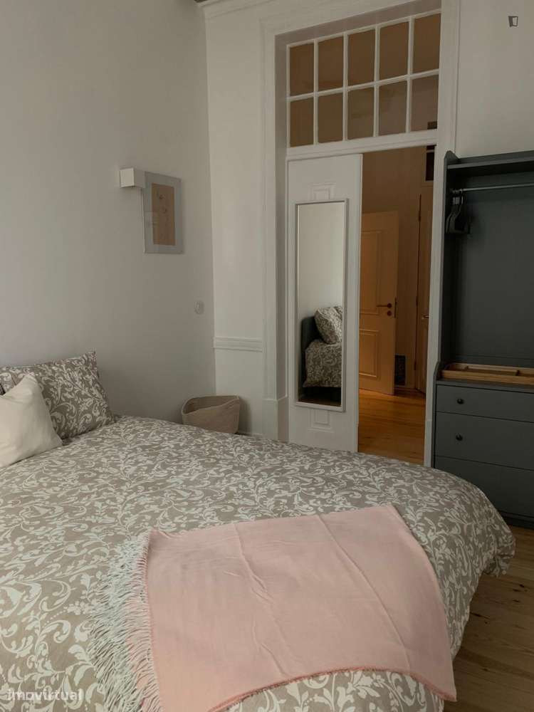 Quarto - localizado em Baixa Lisbon - Grande imagem: 2/10