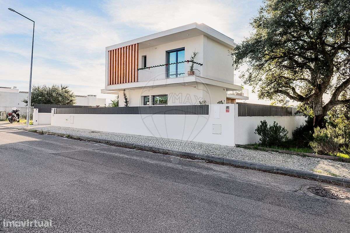 Moradia T4 para venda - Grande imagem: 4/46