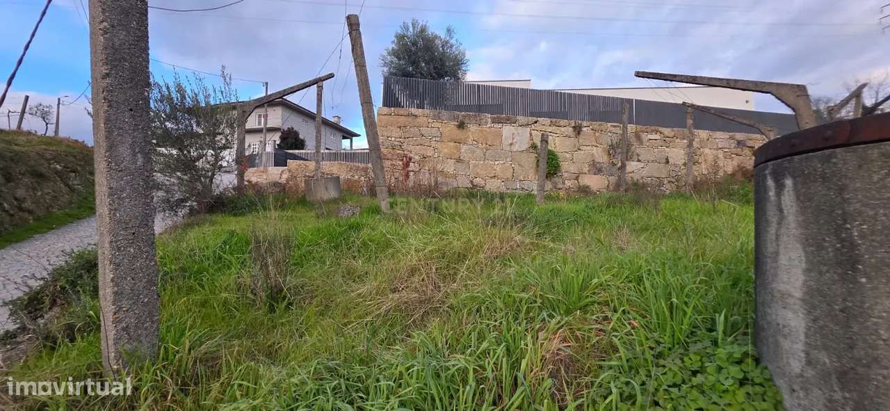 Moradia para restaurar - Constance, MCN-13