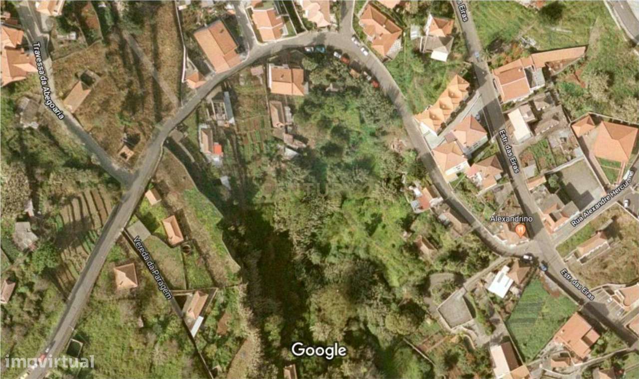 Terreno com casa em ruínas - Grande imagem: 4/4