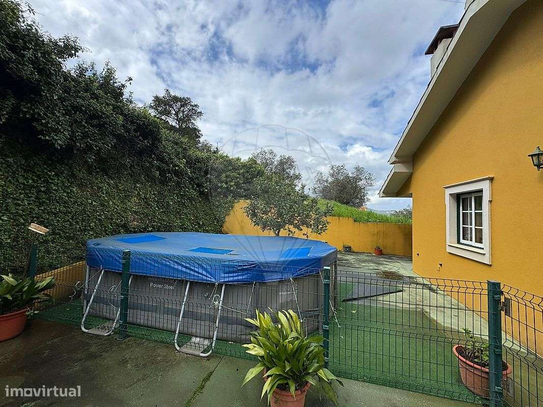 Moradia T4 para venda - Grande imagem: 2/4