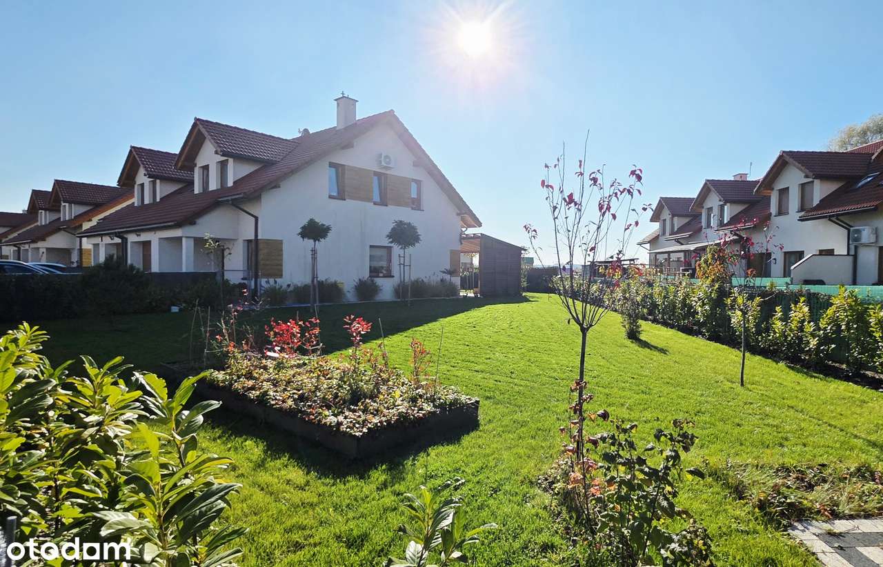 komfortowy dom z wyposażeniem w Dobrzykowicach-17