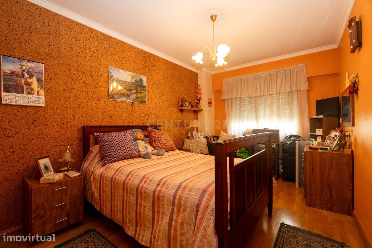 Fantástico T3, Na rua Abel Manta  em Odivelas-12