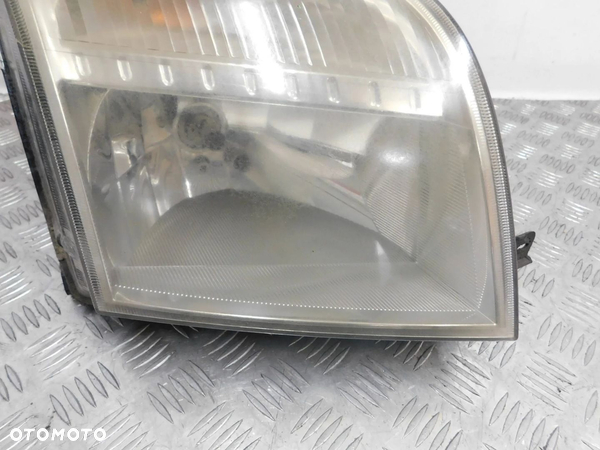 REFLEKTOR LAMPA PRAWA FORD FUSION - 3