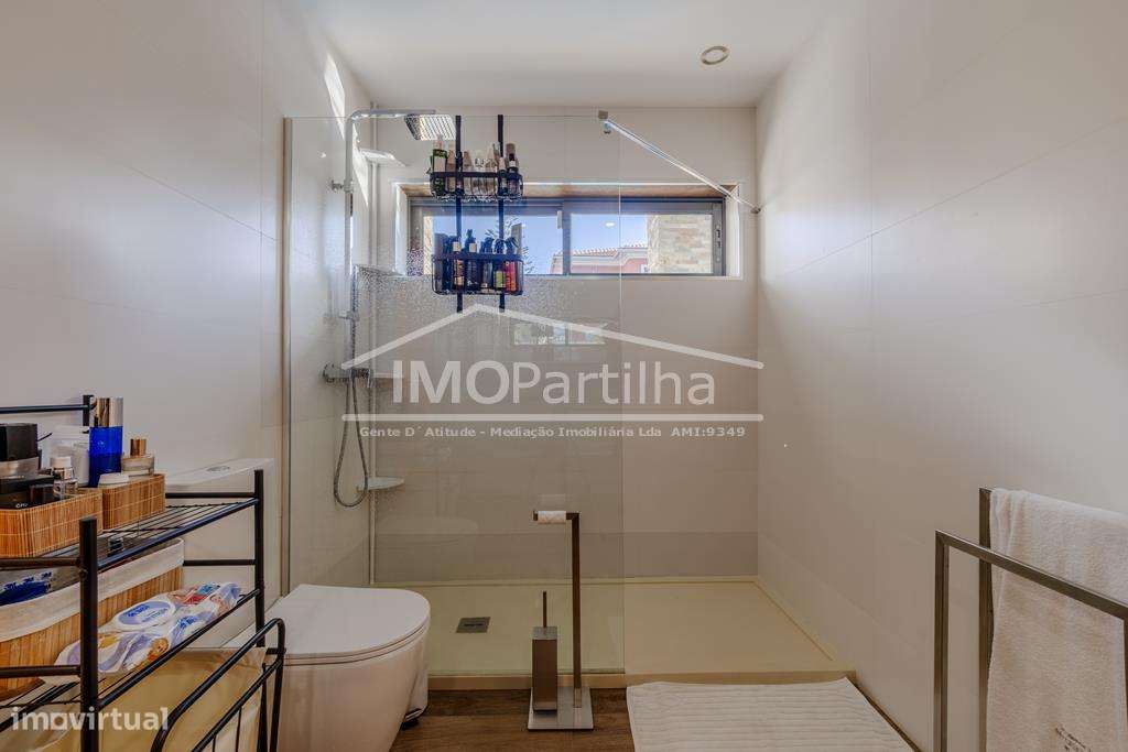 Moradia independente à venda em Quinta da Bicuda-18